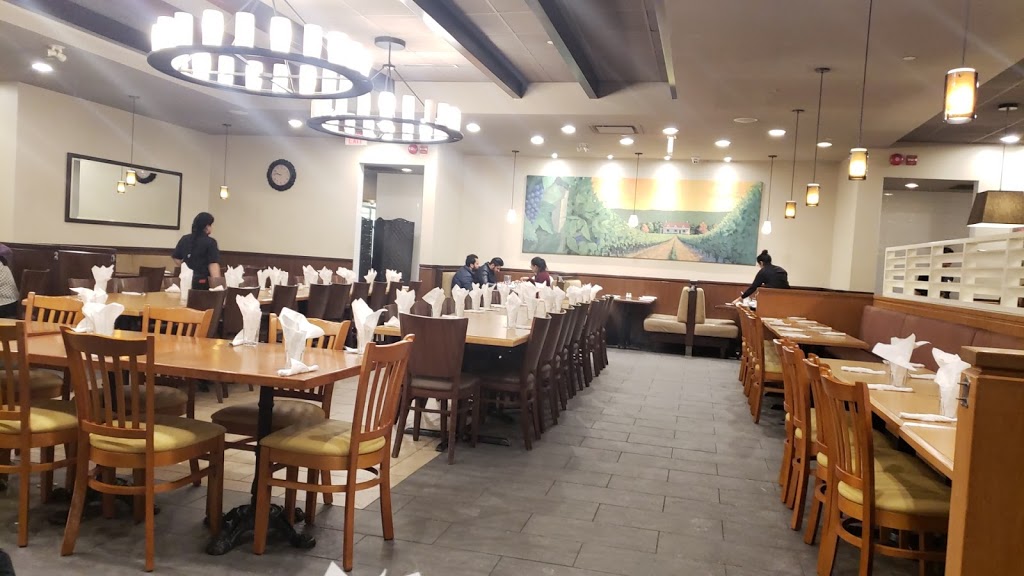 Karahi Point | 2201 Finch Ave W, North York, ON M9M 2Y9, Canada | Phone: (416) 749-2997