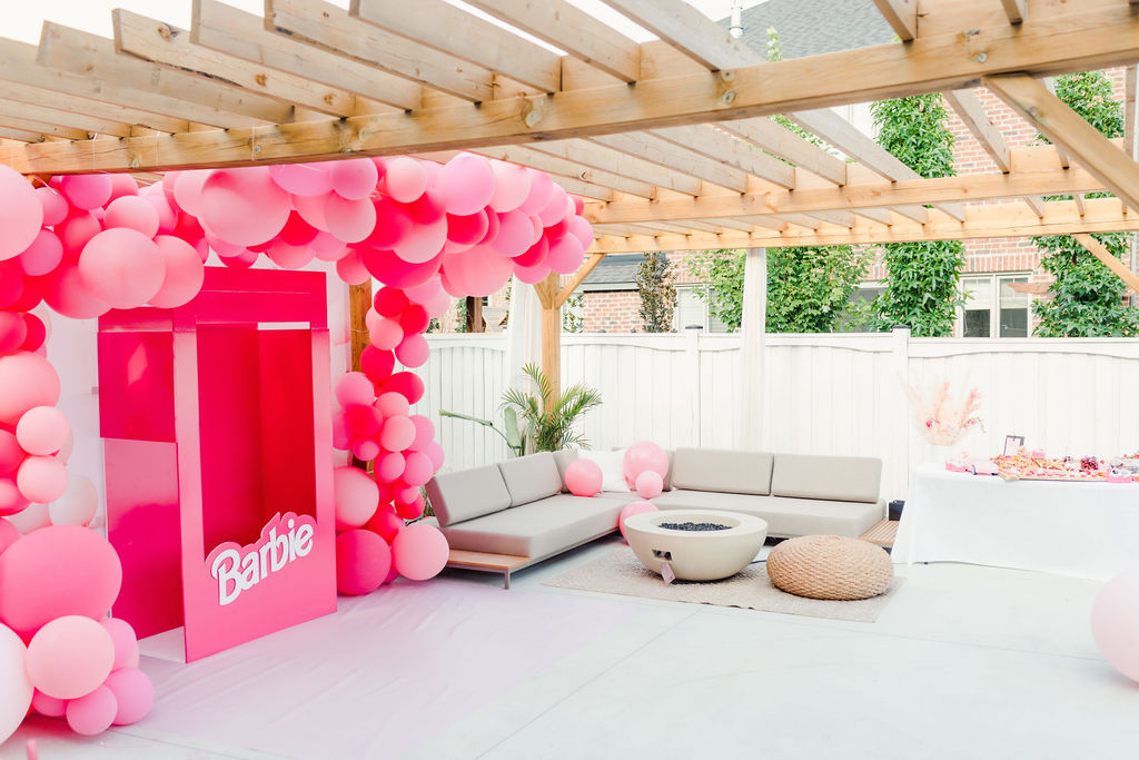 Blushing Aura Event Coordination & Design | 72 Skyline Trail, Nobleton, ON L7B 1N3, Canada | Phone: (647) 291-2735