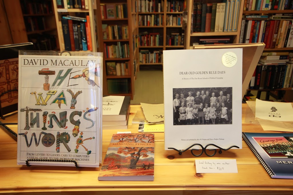 The Merrickville Book Emporium | 105 Wellington St E, Merrickville, ON K0G 1N0, Canada | Phone: (613) 269-2505