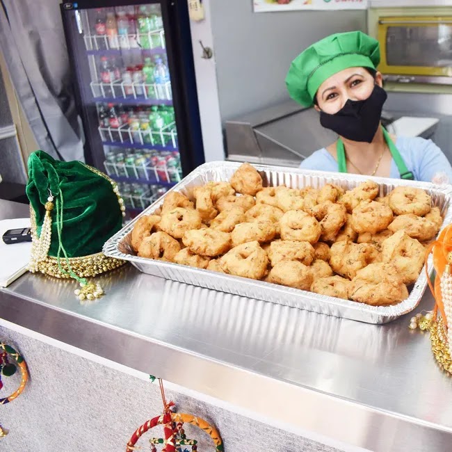 5 Indian Sisters Restaurant | 10 Front St N, Orillia, ON L3V 4R6, Canada | Phone: (705) 329-2882