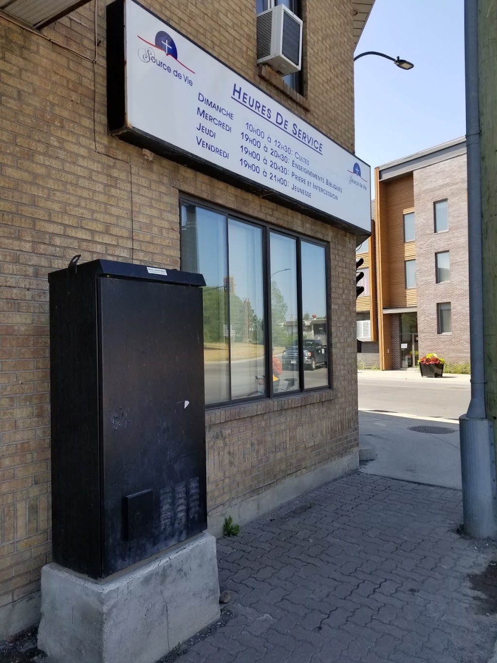 Église Source de Vie du Canada | 5600 Bd Monk, Montréal, QC H4E 3G9, Canada | Phone: (514) 544-6099