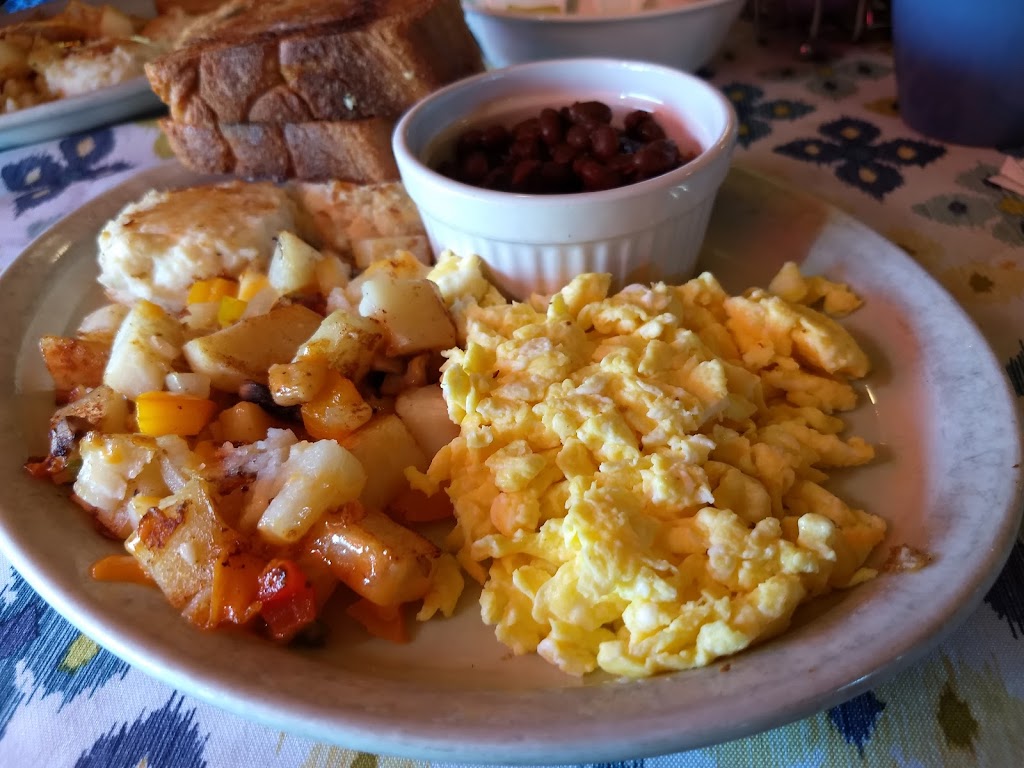 Ks East Side Cafe | 607 Rothesay Av, Saint John, NB E2H 2G9, Canada | Phone: (506) 642-6291