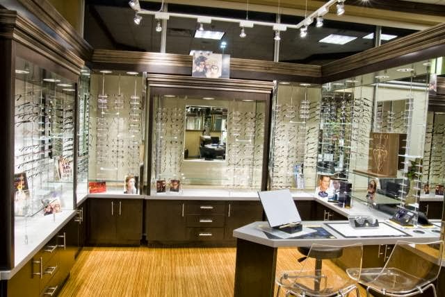 South Barrie Eye Clinic | 431 Bayview Dr #10, Barrie, ON L4N 8Y2, Canada | Phone: (705) 725-8228