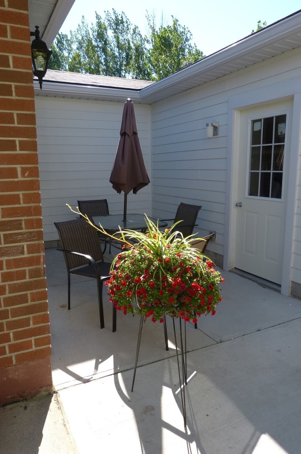 Oasis By The Bay Vacation Suites | 790 Mosley St, Wasaga Beach, ON L9Z 2H5, Canada | Phone: (705) 429-3936