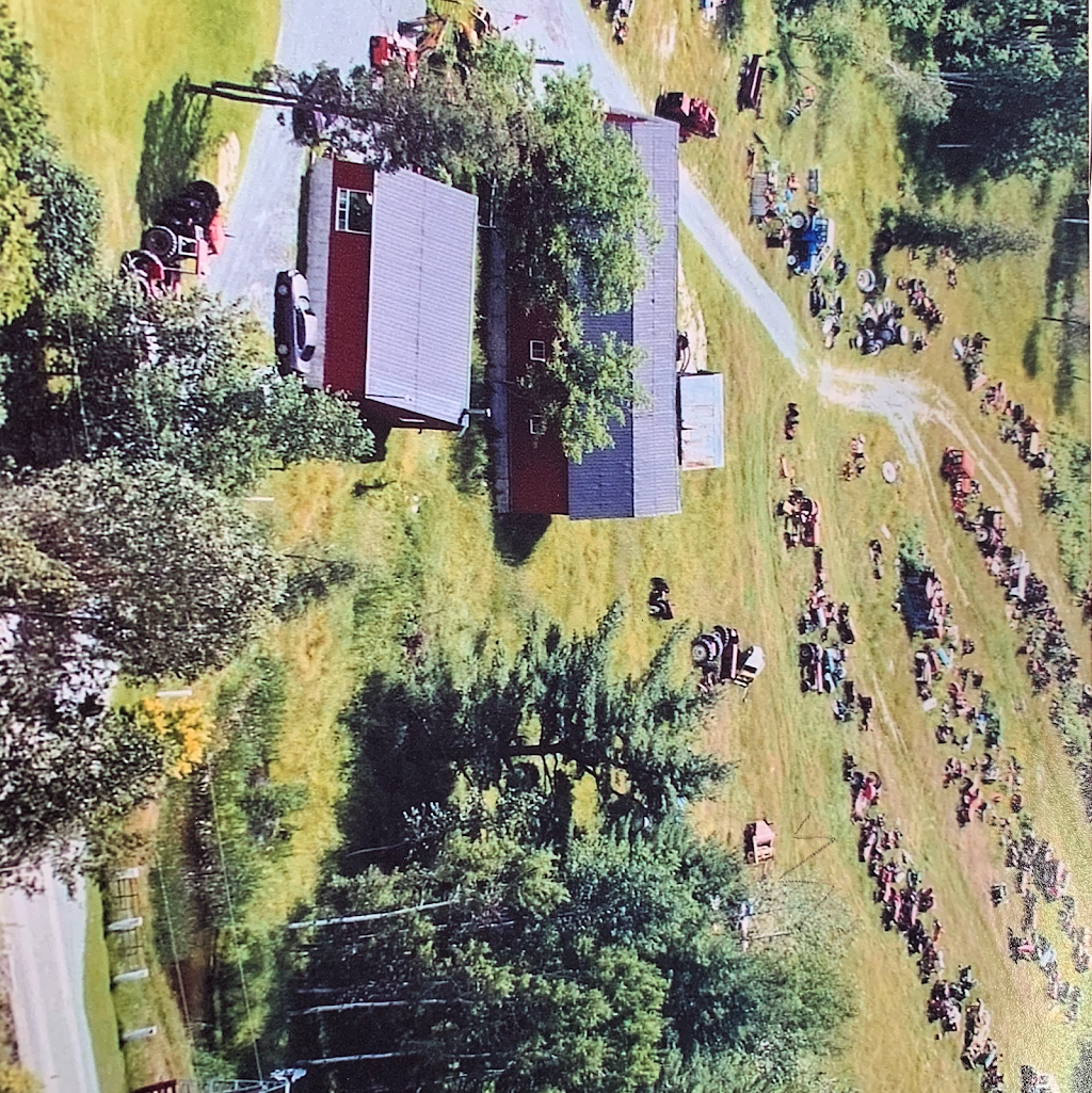 Pieces de Tracteur Ron Mackey | 357 Chemin de la Rivière, Saint-François-Xavier-de-Brompton, QC J0B 2V0, Canada | Phone: (819) 845-3186