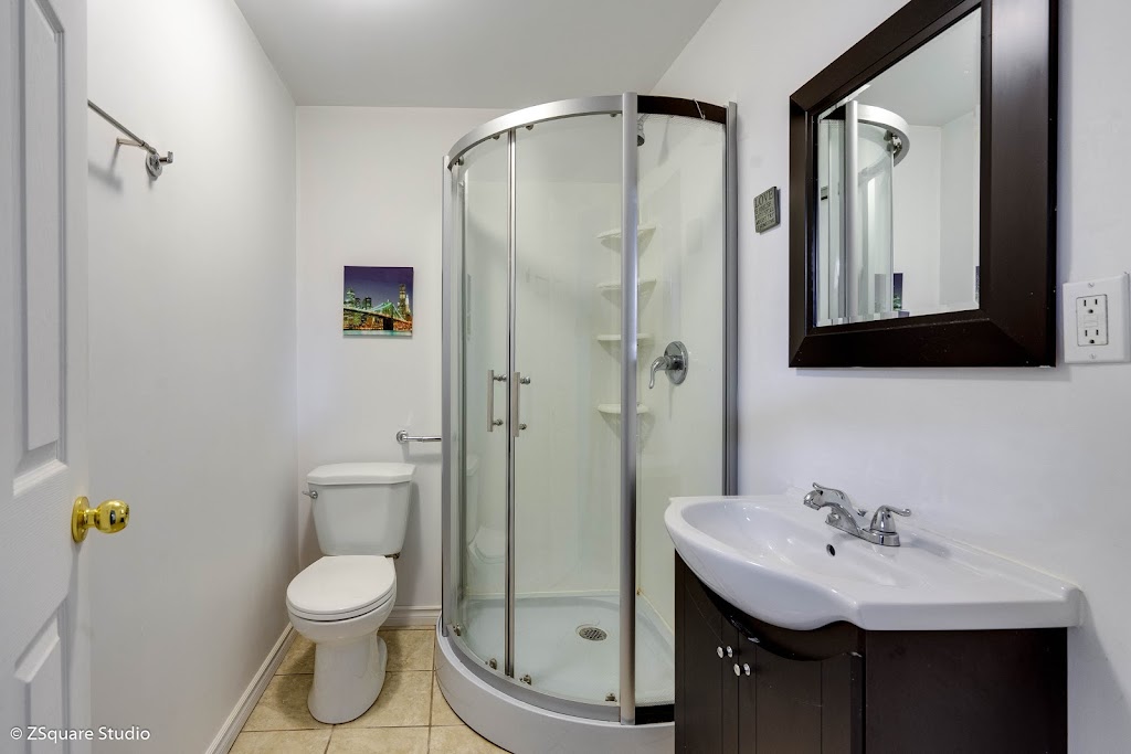 ZSquare Studio | 220 Fernwood Ave #318, Winnipeg, MB R2M 1C5, Canada | Phone: (204) 431-9212