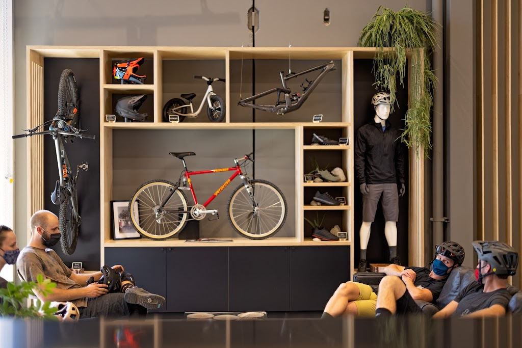 Specialized Squamish Experience Center | 1101 Commercial Pl #101, Squamish, BC V8B 1B5, Canada | Phone: (604) 390-3898
