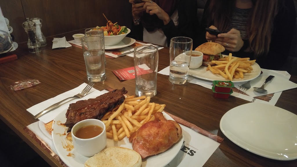 Rôtisserie St-Hubert | 107 Chemin Saint-François-Xavier, Candiac, QC J5R 3X8, Canada | Phone: (514) 385-5555