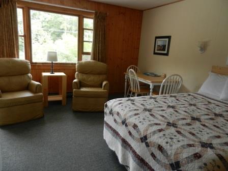 Bayview Motel, Chalets & RV Park | 12 Snider Lane, Alma, NB E4H 1K6, Canada | Phone: (506) 887-2103