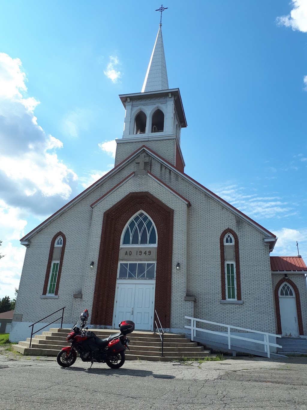 Église Saint-Adalbert | 57 Rue Principale, Saint-Adalbert, QC G0R 2M0, Canada | Phone: (418) 356-5171