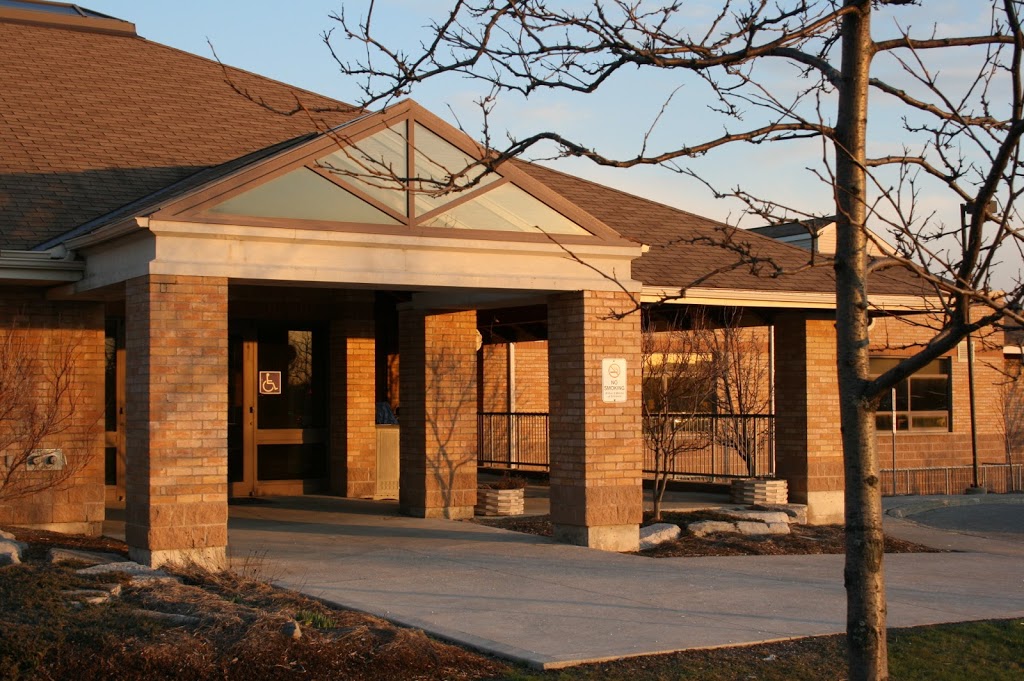 The Village of Sandalwood Park | 425 Great Lakes Dr, Brampton, ON L6R 2W8, Canada | Phone: (905) 458-9272