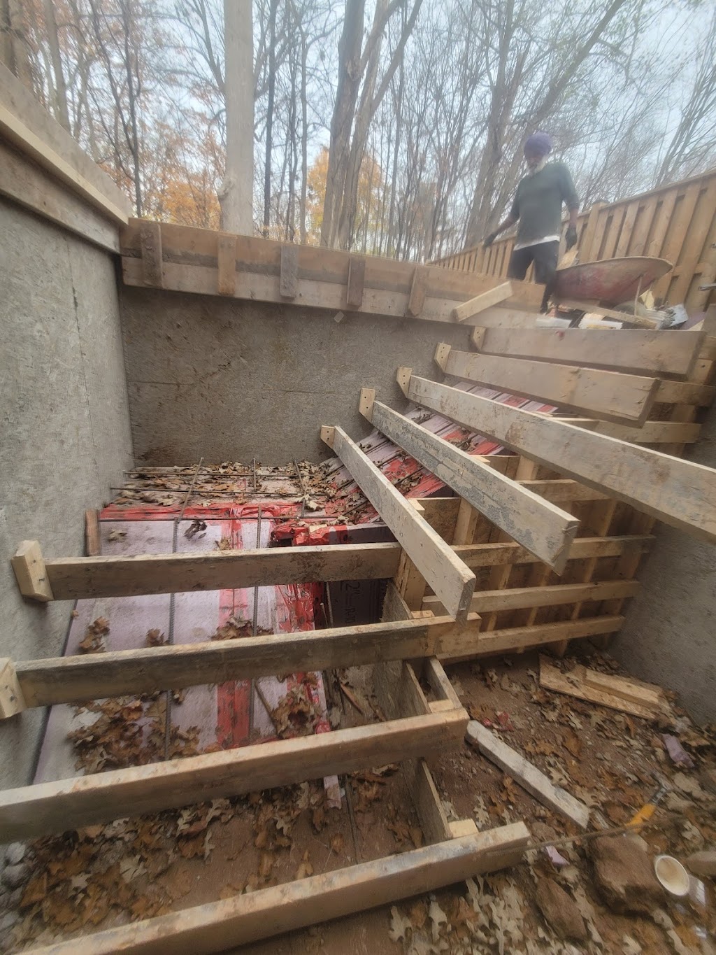 Jaguar builders Construction | 10 Jennifer Square, Brampton, ON L6S 2L2, Canada | Phone: (613) 583-3541