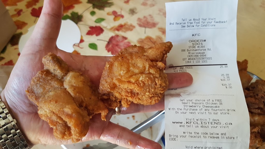 KFC | 896 Burnhamthorpe Rd W, Mississauga, ON L5C 2S3, Canada | Phone: (905) 896-8494