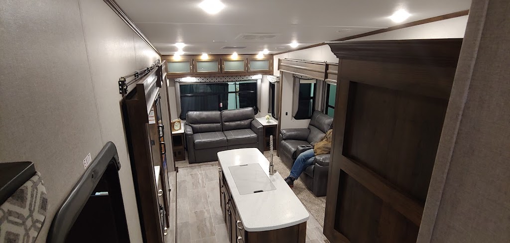 Meridian RV | 1690 Coast Meridian Rd, Port Coquitlam, BC V3C 3T8, Canada | Phone: (604) 941-8635