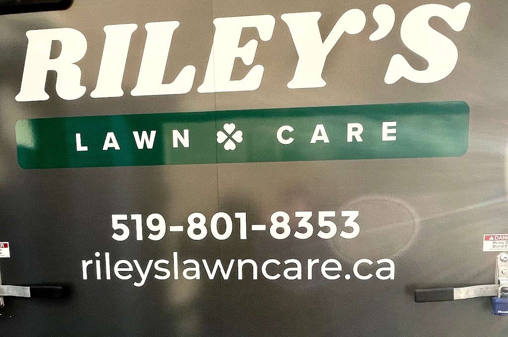 Riley’s Lawn Care | 70 Athlone Crescent, Stratford, ON N4Z 1H8, Canada | Phone: (519) 801-8353