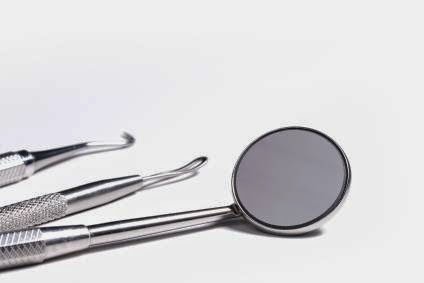 Bowen Dental Clinic | 2-1611 Bowen Rd, Nanaimo, BC V9S 1G5, Canada | Phone: (250) 754-9313