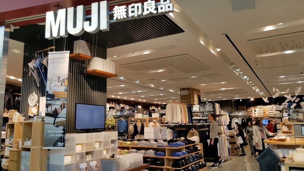 MUJI Yorkdale - 3401 Dufferin St, North York, ON M6A 2T9, Canada