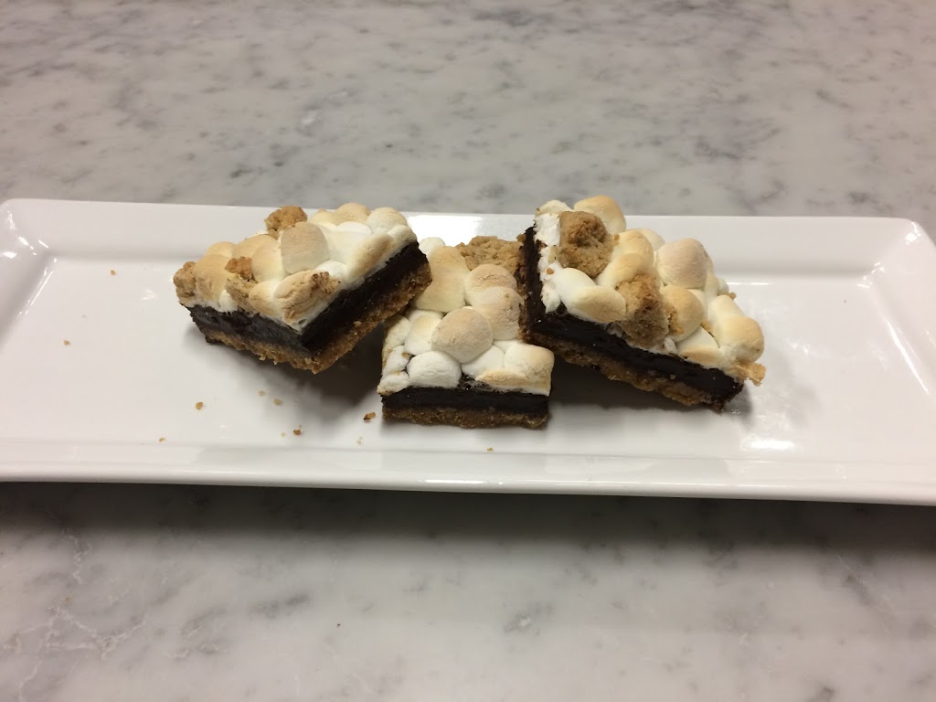 sweet signatures | 225 Labrador Dr Unit 2, Waterloo, ON N2K 4M8, Canada | Phone: (519) 747-4261