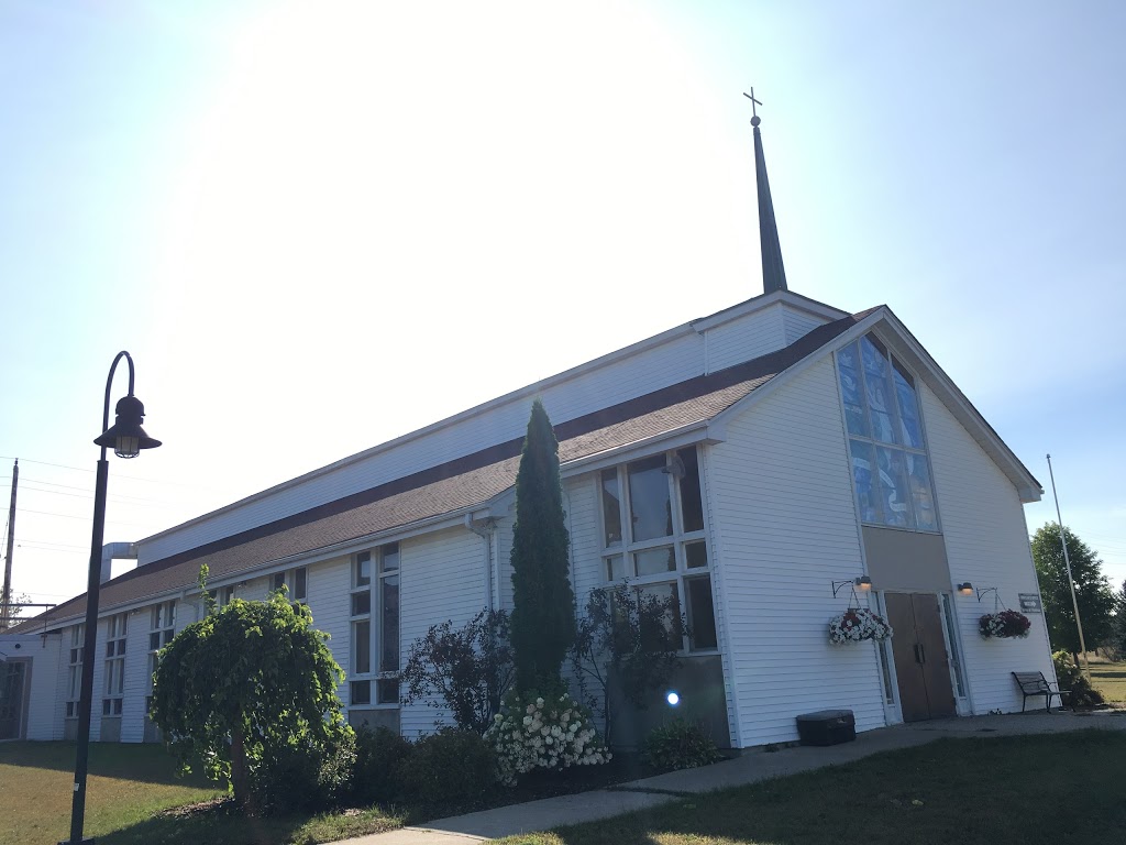 St Joseph Chapel / Chapelle Saint-Joseph | 535 Dieppe Rd, Borden, ON L0M 1C0, Canada | Phone: (705) 424-1200