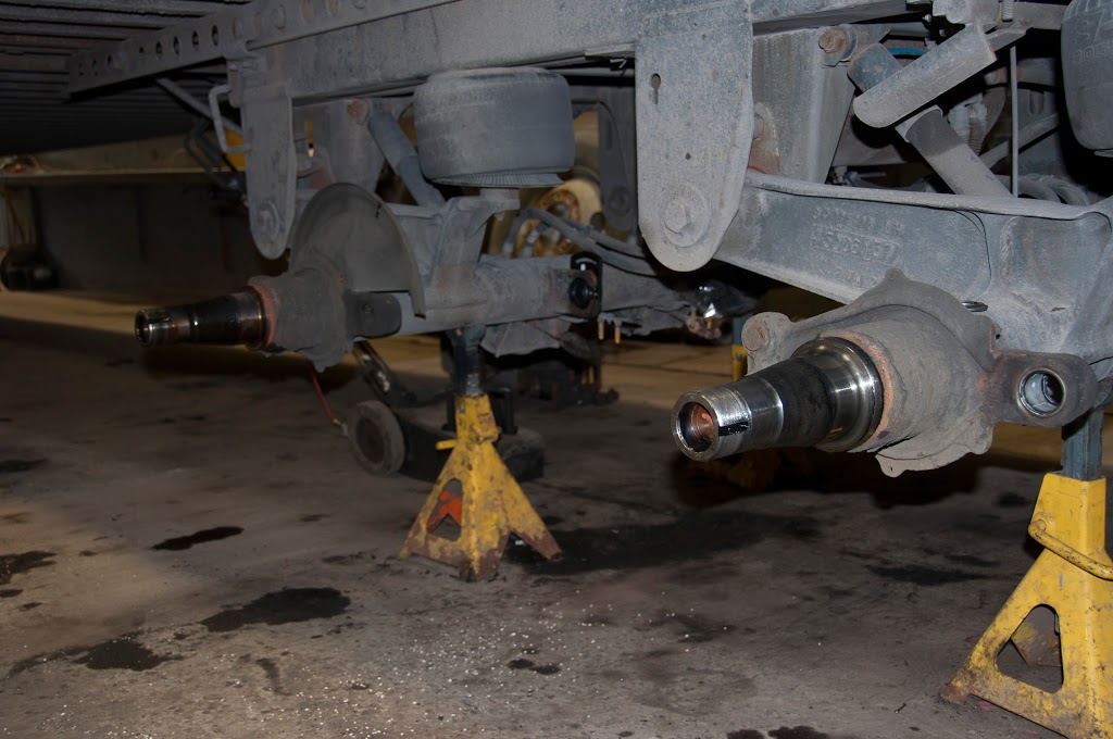 Fleet Master Tank & Trailer Inc. | 421 Industrial Rd, London, ON N5V 1T6, Canada | Phone: (519) 453-7799