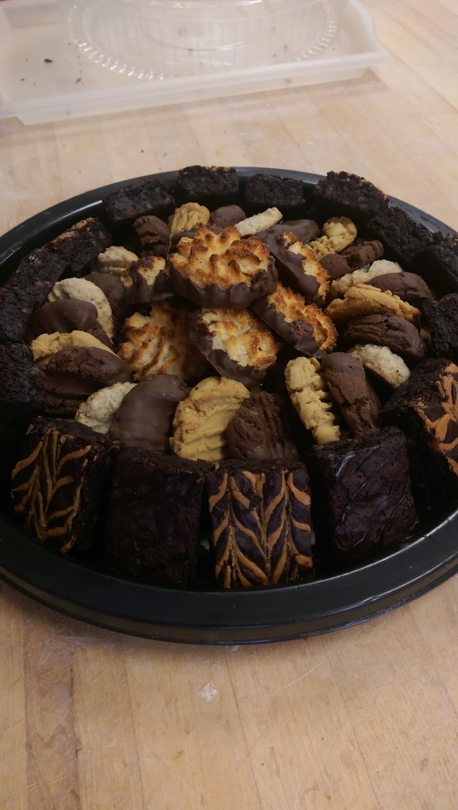 Bread & Bretzel Basket | 255 Toll Gate Blvd, Waterloo, ON N2L 4M3, Canada | Phone: (519) 746-6511