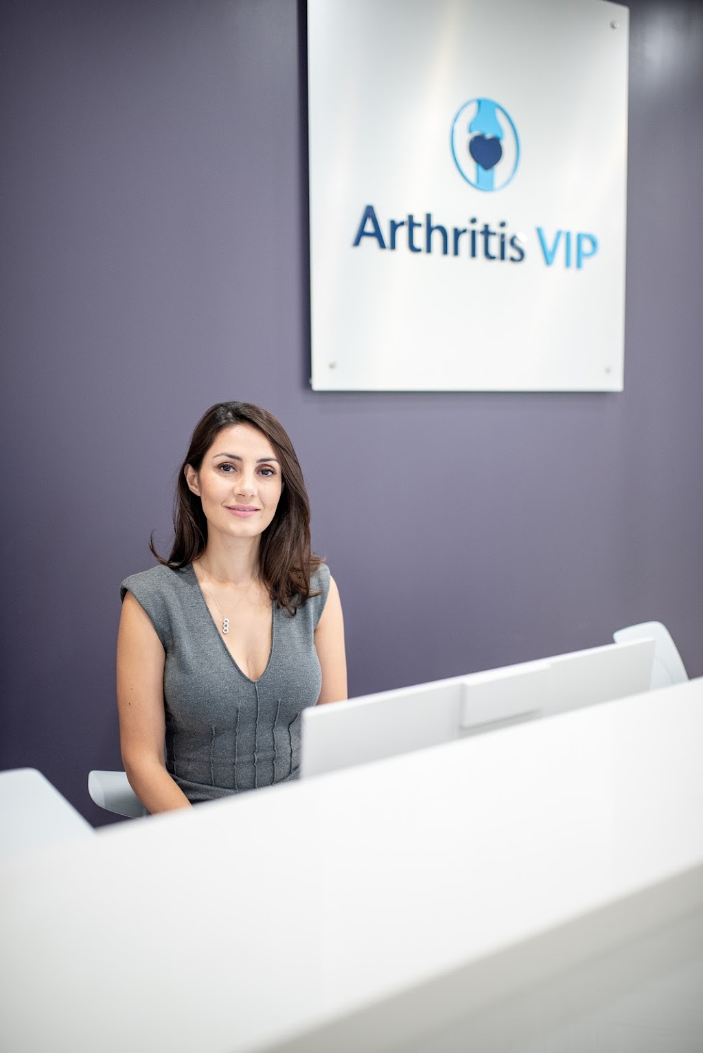 Mark Hawass, MD - Arthritis VIP & CPM | 2295 Bristol Cir Unit 105, Oakville, ON L6H 6P8, Canada | Phone: (647) 540-4025