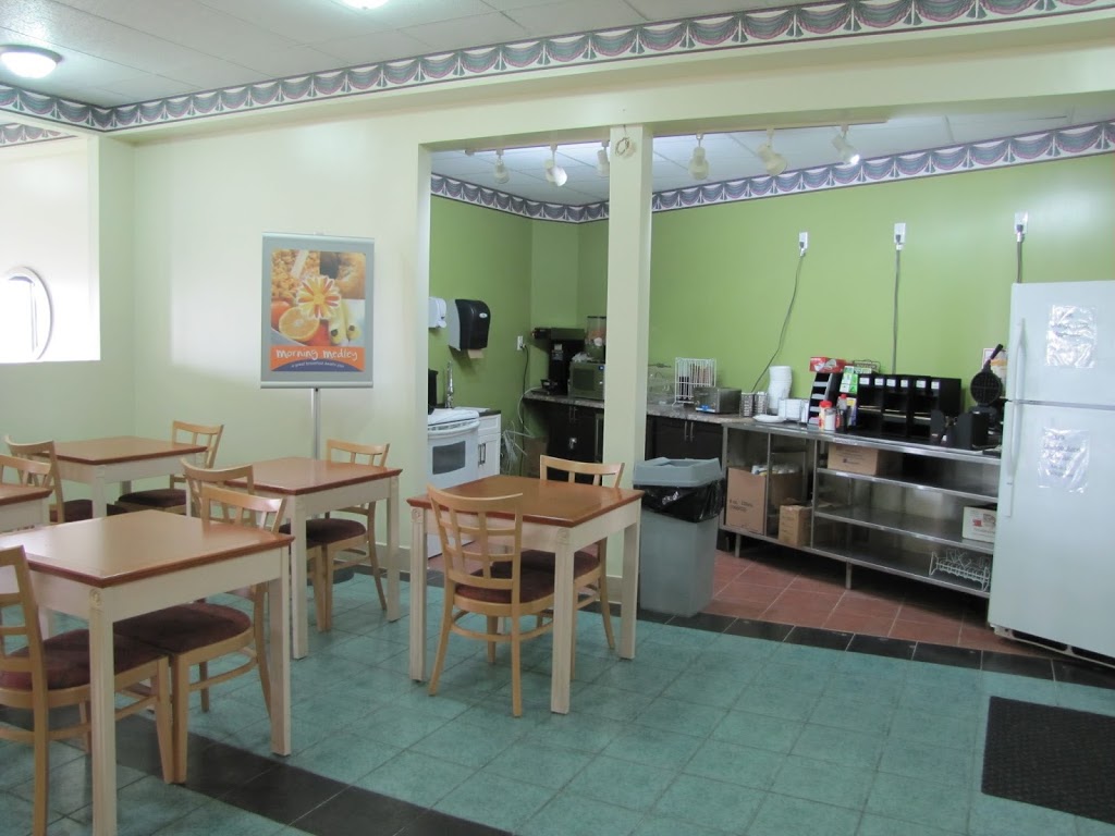 Valley Inn Motel & Suites | 500 Notre Dame St E, Azilda, ON P0M 1B0, Canada | Phone: (705) 983-4267