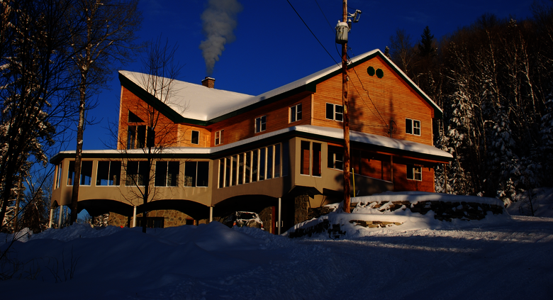 Auberge Carcajou | 305 Chem. Lévesque, Saint-David-de-Falardeau, QC G0V 1C0, Canada | Phone: (418) 673-1991