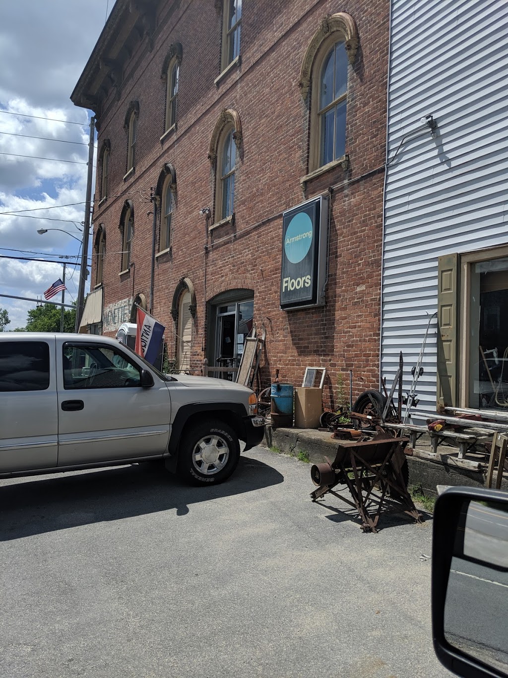 Grandpas Attic | 2424 Rt 11, Mooers, NY 12958, USA | Phone: (518) 236-7586