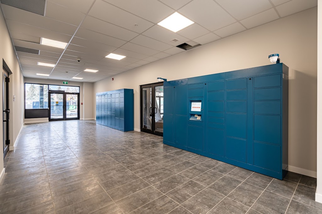 Snaile, Canadas Parcel Locker Company | The Hub, 1 Crescent Rd Building, 14, Huntsville, ON P1H 1Z6, Canada | Phone: (833) 200-5169
