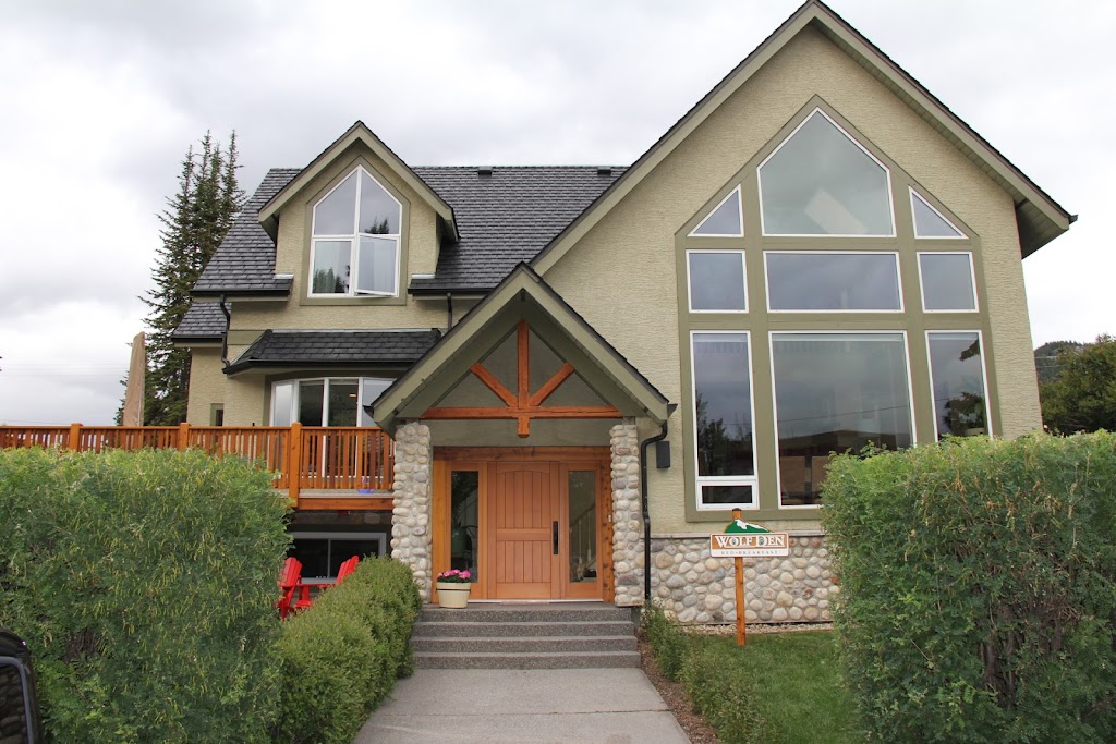 Wolf Den Bed and Breakfast | 328 Lynx St, Banff, AB T1L 1C4, Canada | Phone: (403) 760-1022