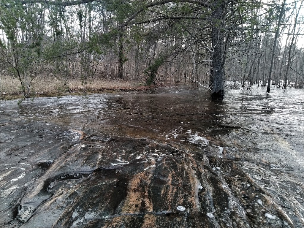 Petawawa Centennial Park | 18 Park Dr, Petawawa, ON K8H 2E1, Canada | Phone: (613) 687-5743