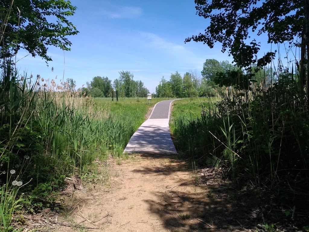 Parc Le Rocher | Rue Alfred, Saint-Amable, QC J0L 1N0, Canada