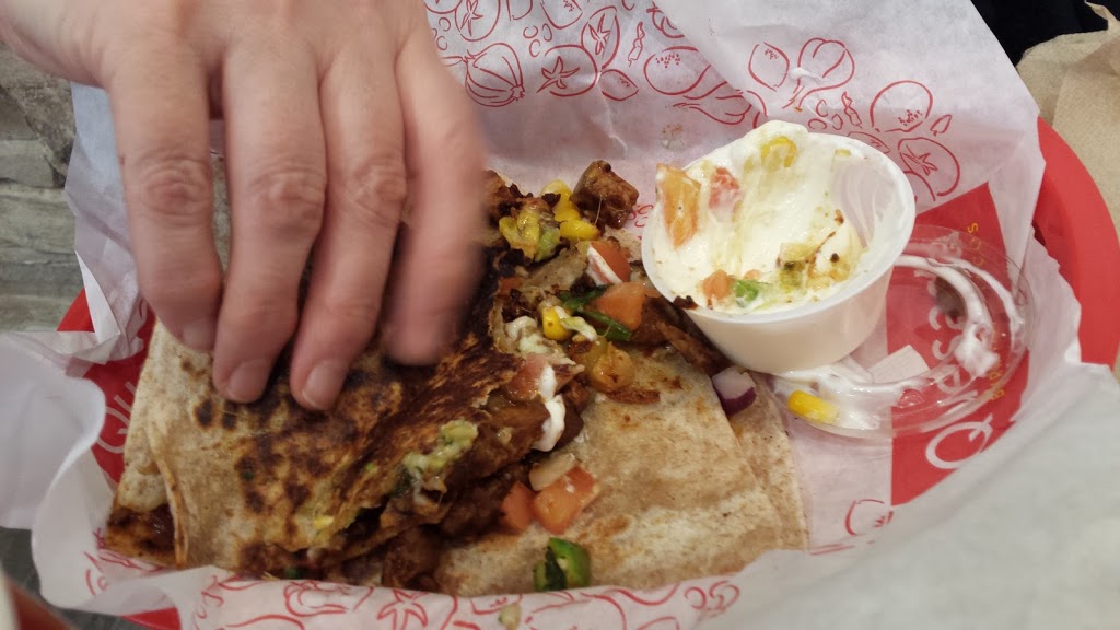 Quesada Burritos & Tacos | 1129 Boulevard Saint-Martin O, Laval, QC H7S 1M8, Canada | Phone: (450) 975-8226