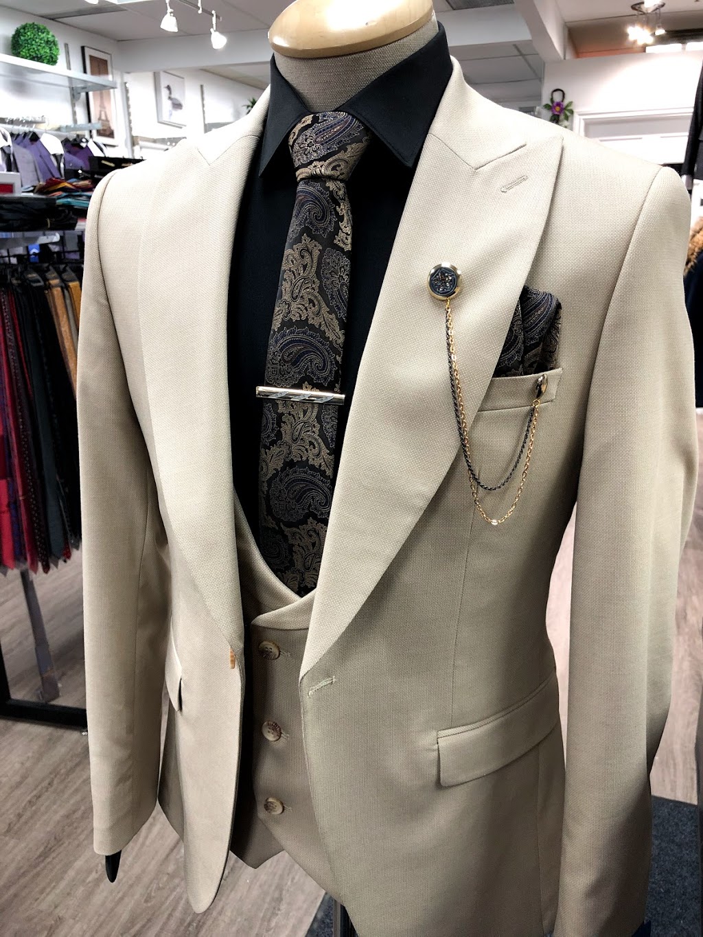 Steven Fashions | 30 Famous Ave #140, Woodbridge, ON L4L 3M9, Canada | Phone: (647) 721-7070