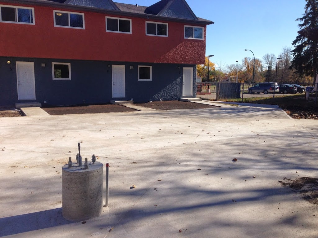 Kiddcrete | 322 Highcliff Bay, Winnipeg, MB R2Y 1H7, Canada | Phone: (204) 297-9060