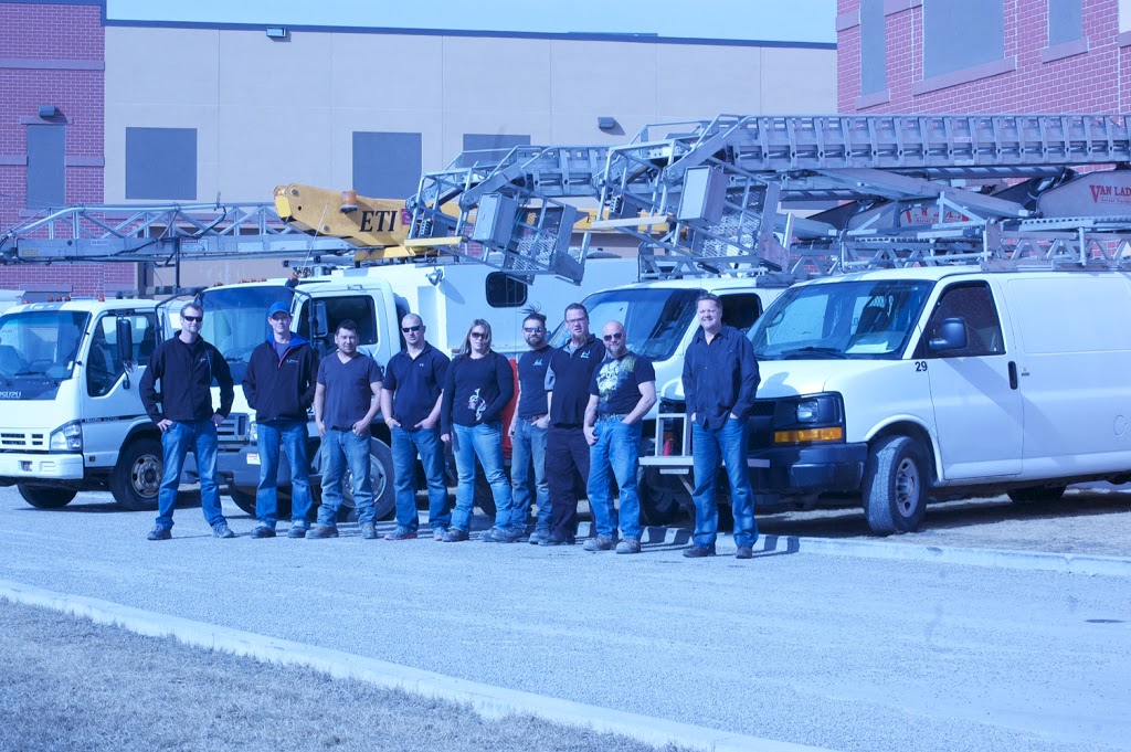 Westcan Sign & Lighting Service | 2496 232 St, Langley City, BC V2Z 3B5, Canada | Phone: (778) 278-2444
