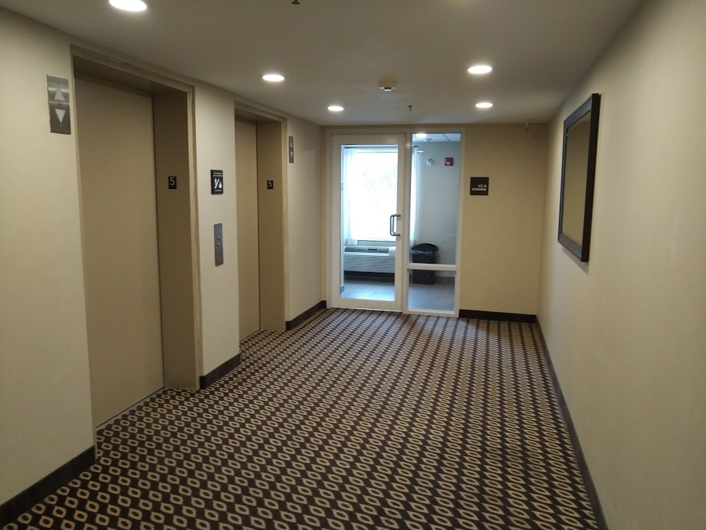 Hampton Inn & Suites by Hilton Barrie | 74 Bryne Dr, Barrie, ON L4N 9Y4, Canada | Phone: (705) 719-9666