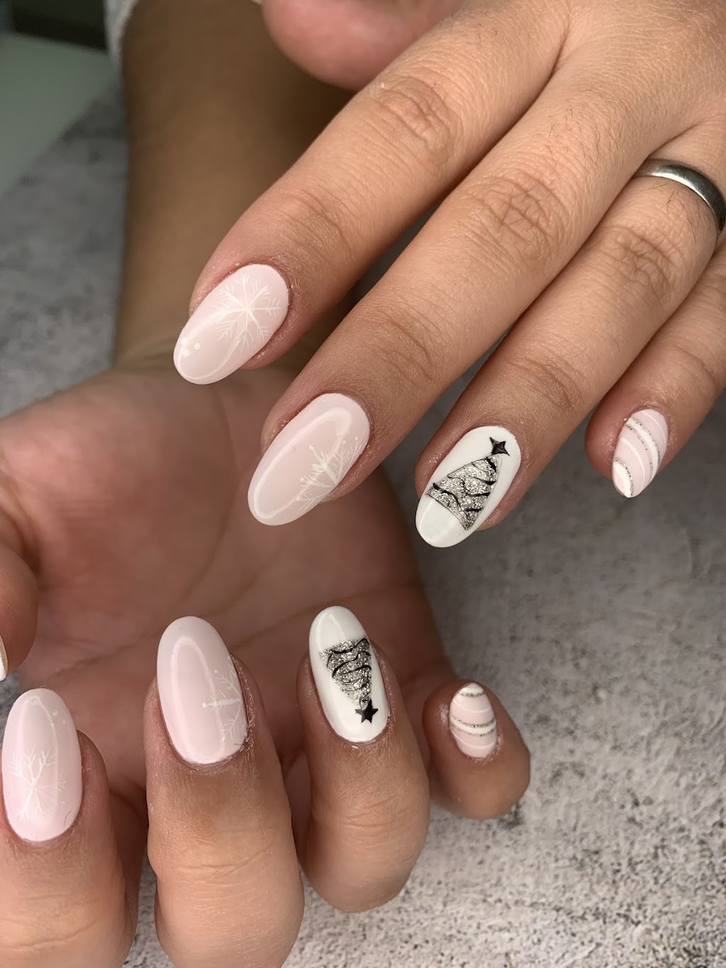 Nails by Roda | 42 Neilly Tsse., Bradford West Gwillimbury, ON L3Z 4L1, Canada | Phone: (905) 962-3223