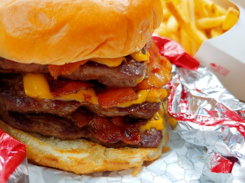 Wendys | 1230 St Marys Rd, Winnipeg, MB R2M 3V6, Canada | Phone: (204) 253-3837