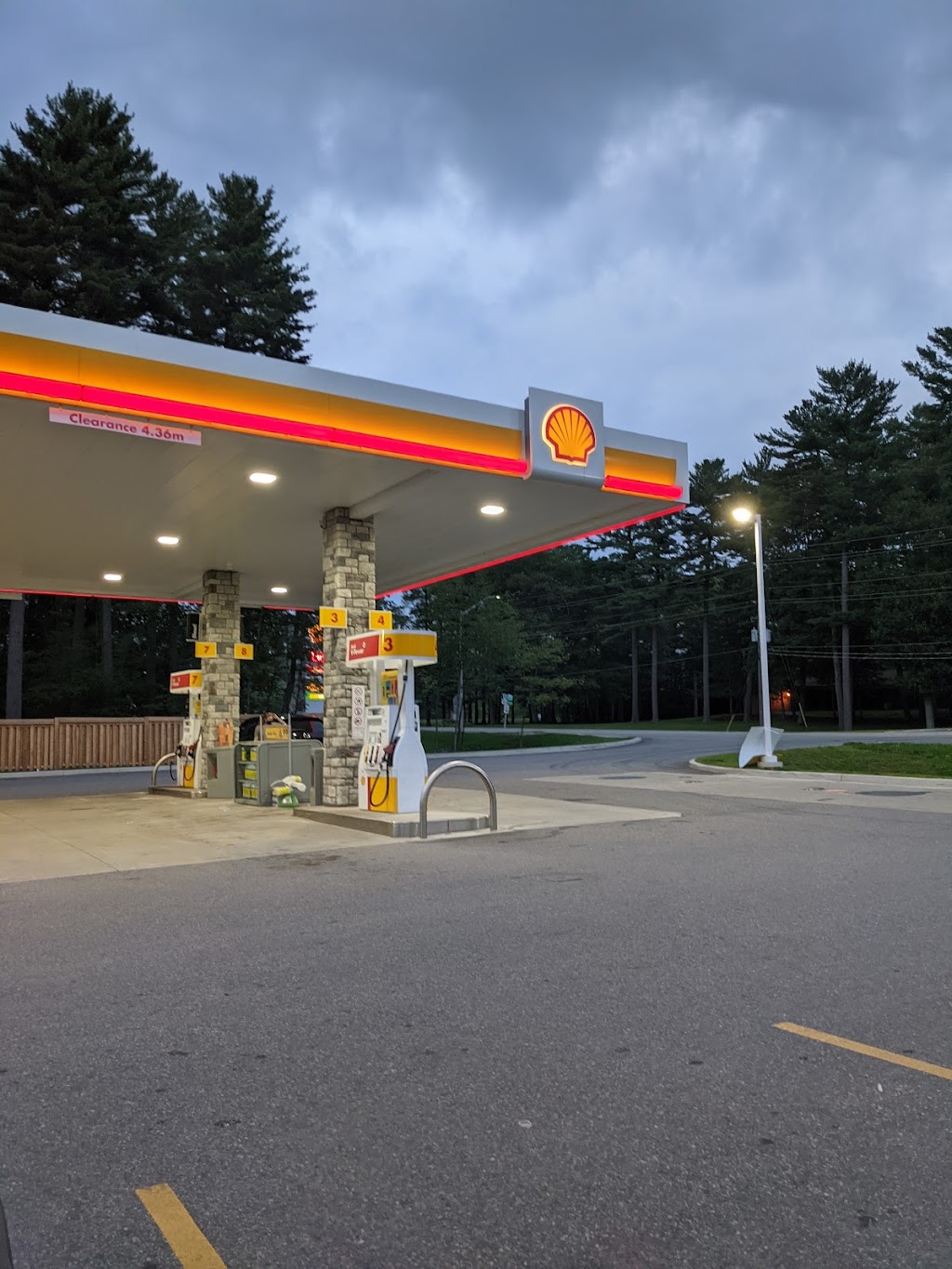 Shell | 982 Cedar Ln, Bracebridge, ON P1L 0A2, Canada | Phone: (705) 645-4949