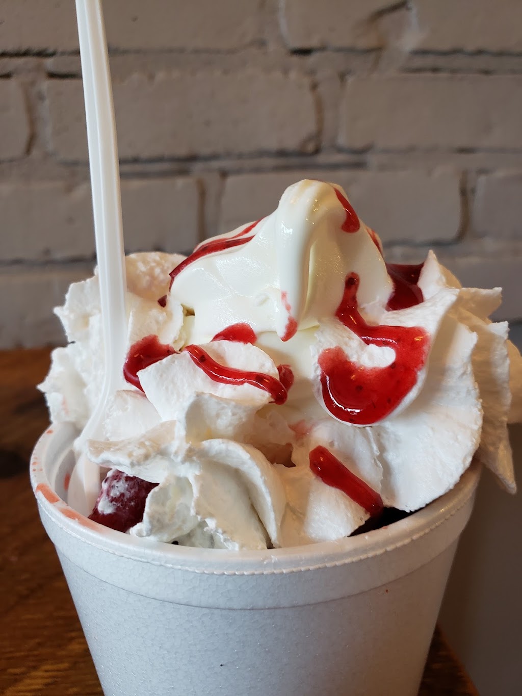 OMG Ice Cream & Frozen Treats | 1047 King St W, Hamilton, ON L8S 1L6, Canada | Phone: (289) 389-3593