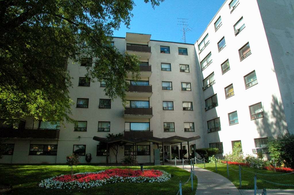 The Woolland | 1284 Danforth Rd, Scarborough, ON M1J 1E9, Canada | Phone: (416) 267-0846