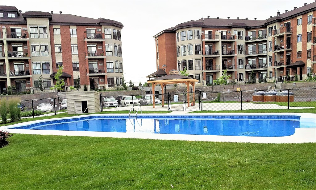 Promenades du Golf | Canada, Québec, La Prairie, Rue du golf邮政编码: J5R 0H3