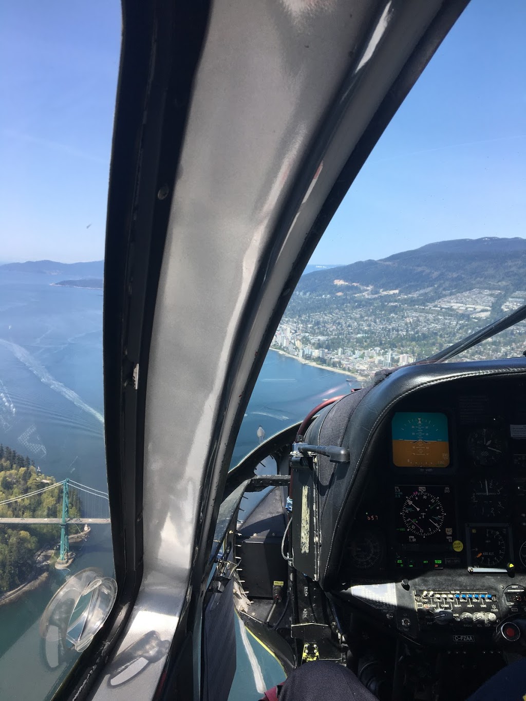 Helijet | 455 W Waterfront Rd, Vancouver, BC V6B 5E8, Canada | Phone: (800) 665-4354