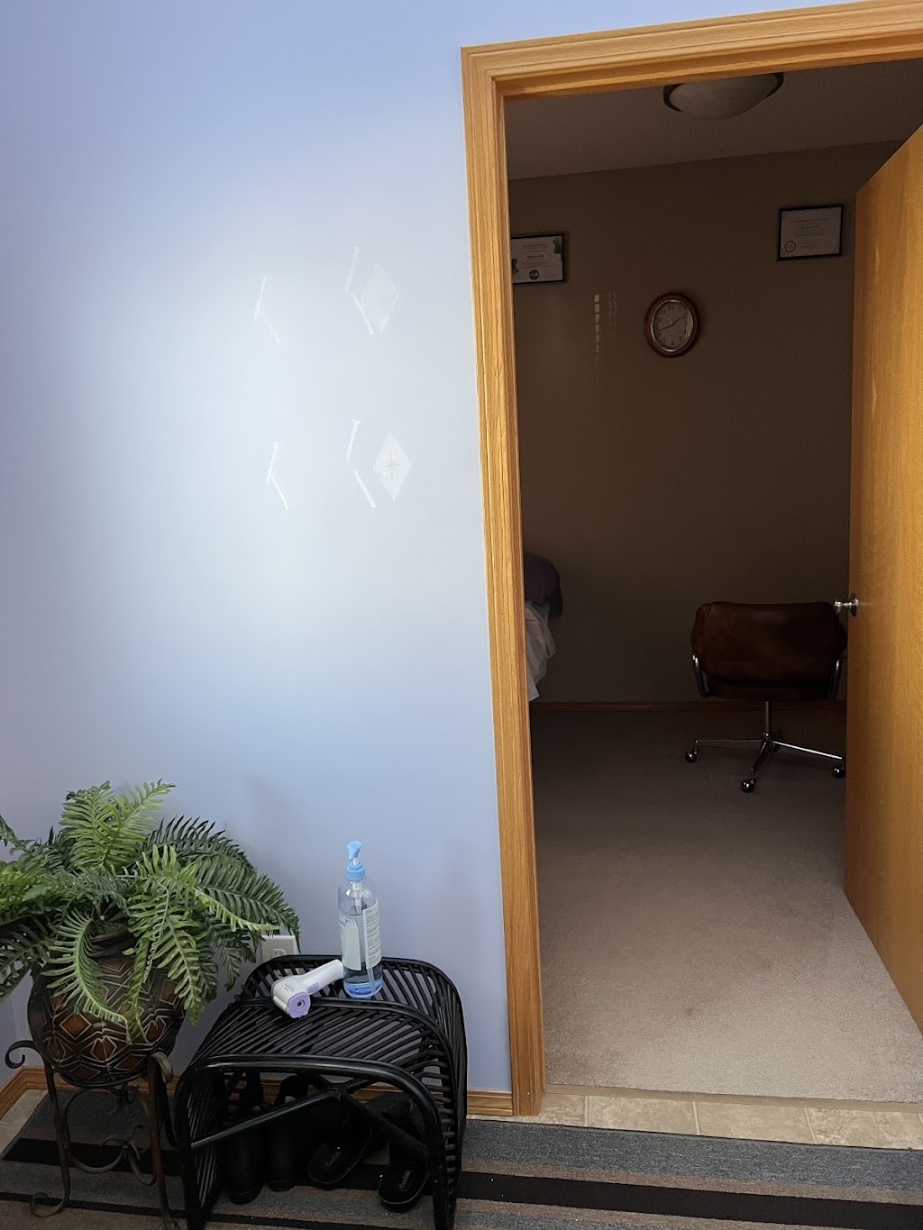 ThrivingTouch 4 Reflexology | 70 Abbeydale Crescent, Winnipeg, MB R3Y 0B2, Canada | Phone: (204) 291-2130