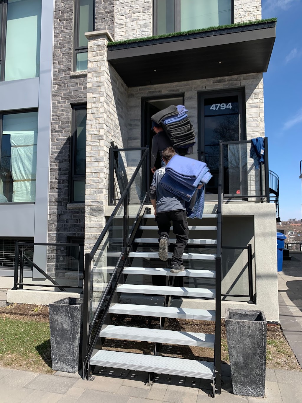Déménagement AR Masson inc | 2780 Côte de Terrebonne, Terrebonne, QC J6Y 1H4, Canada | Phone: (514) 972-4639