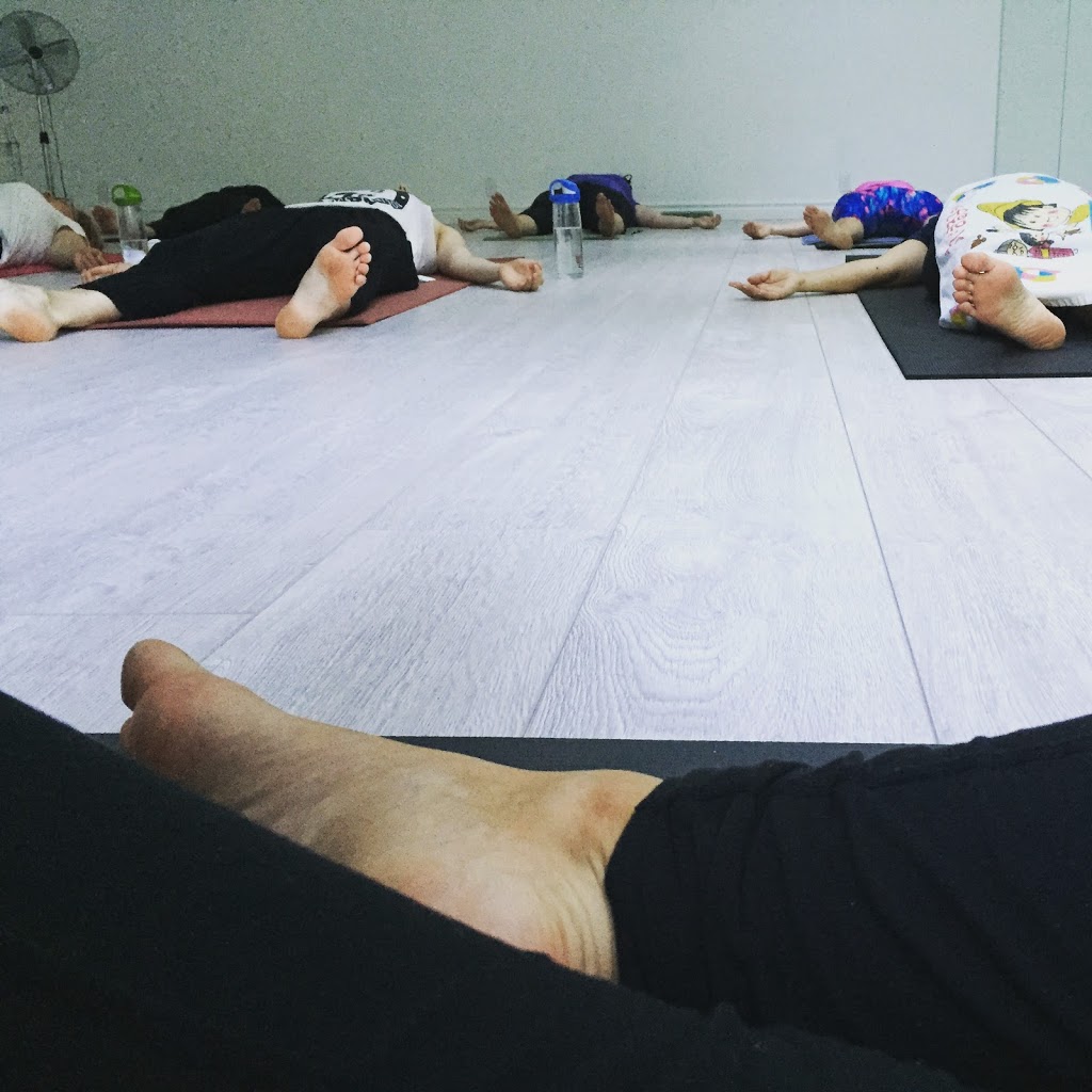 Savage Yoga | 101- 1461 Johnston Rd, White Rock, BC V4B 3Z4, Canada | Phone: (604) 418-5140