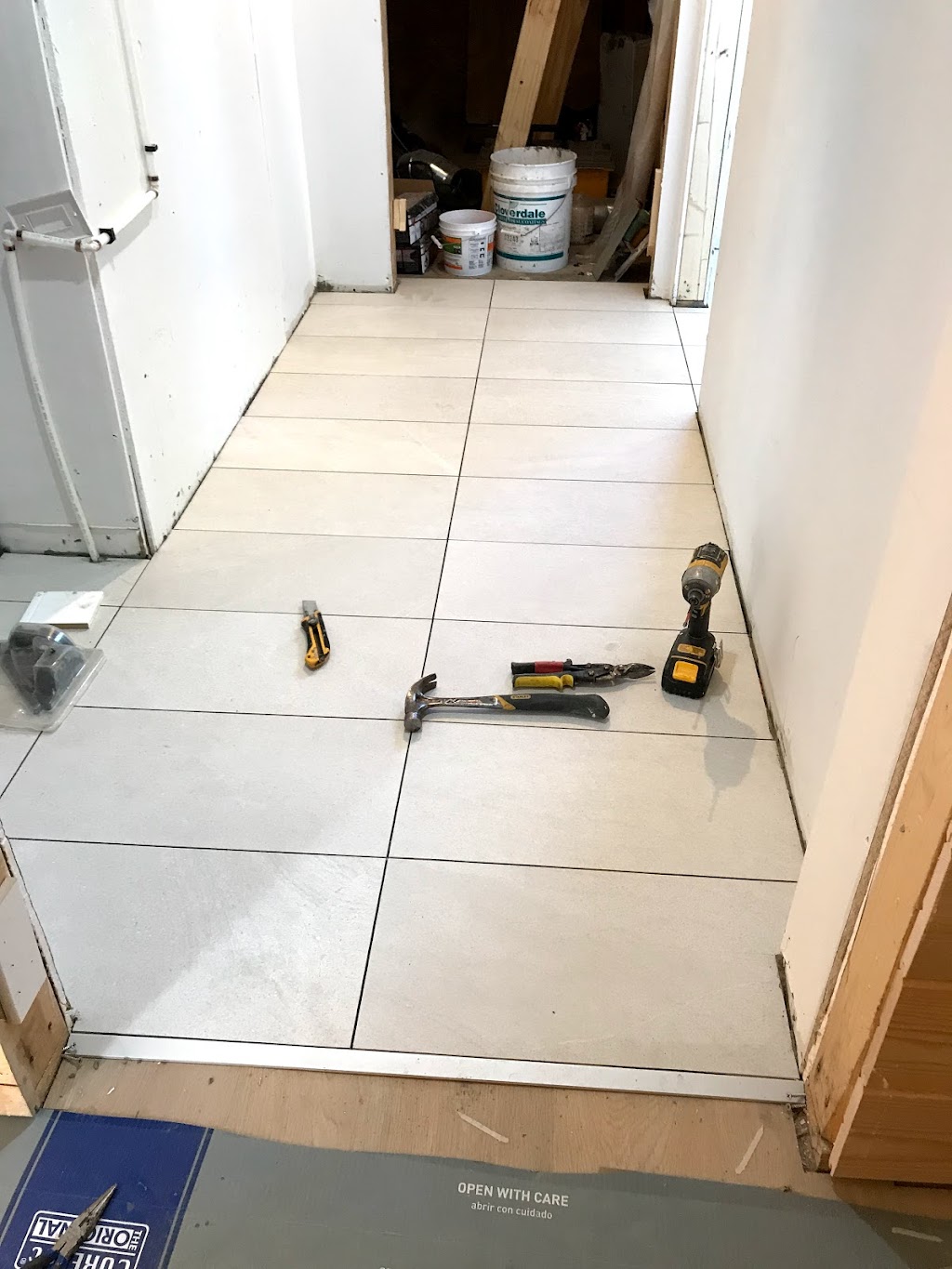 Teeming Custom Tiling and Renovations | 51 William Whiteway Bay, Winnipeg, MB R2V 4B4, Canada | Phone: (204) 781-2364