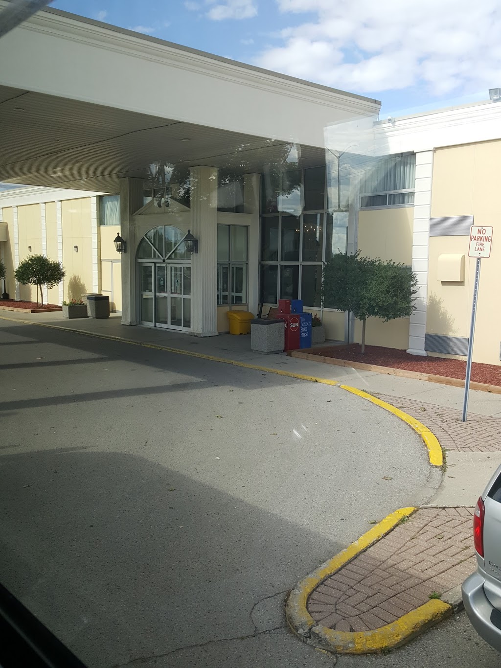 Ramada by Wyndham London | 817 Exeter Rd, London, ON N6E 1W1, Canada | Phone: (519) 681-4900